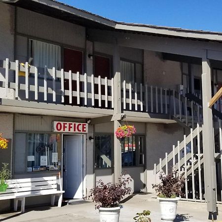 Slumber Lodge Williams Lake Exterior foto